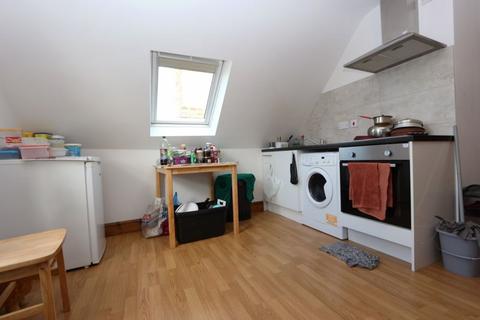 Property to rent, High Road, Wood Green N22