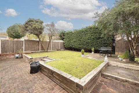 16 Apollo Way, Hemel Hempstead, HP2 5QG
