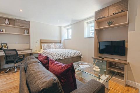 Studio to rent, Apt 2, Eagle House, Blackfriars Road M3