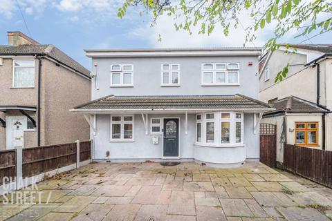 Hillview Avenue, Hornchurch, RM11