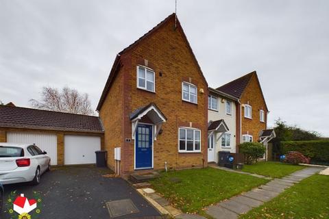 3 bedroom end of terrace house for sale, Harleys Field, Abbeymead, Gloucester, GL4 4RN