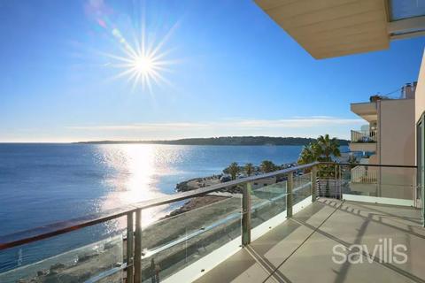 3 bedroom flat, Cannes, 06400, France