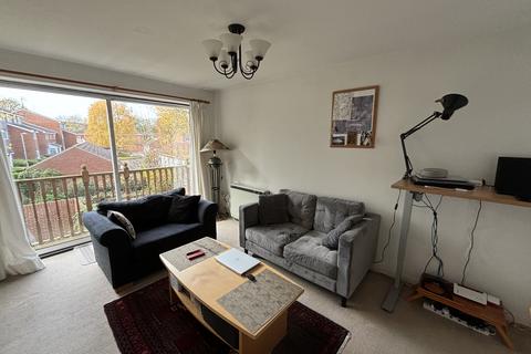 1 bedroom flat to rent, Claydon Court, Caversham, RG4