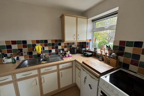 1 bedroom flat to rent, Claydon Court, Caversham, RG4