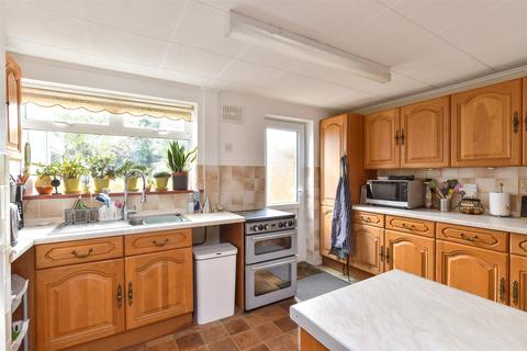 3 bedroom semi-detached house for sale, Bodiam Close, Seaford, East Sussex