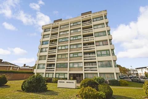 2 bedroom flat for sale, Heron Heights, Goldington Green, Bedford