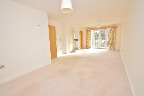 2 bedroom retirement property for sale, The Retreat, Princes Risborough HP27