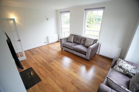 2 bedroom flat to rent, Park Lawn, Church Road, Farnham Royal, SL2 3AP