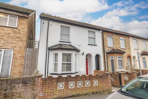 5 bedroom end of terrace house for sale, King Edward Street, Slough, SL1 2QT