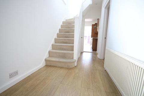 5 bedroom semi-detached house for sale, Edgware HA8