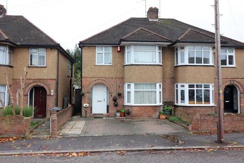 3 bedroom semi-detached house for sale, Luton LU3