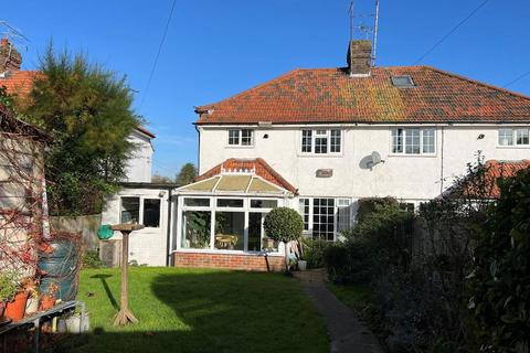 3 bedroom semi-detached house for sale, Highland Croft, Steyning, West Sussex, BN44 3RF