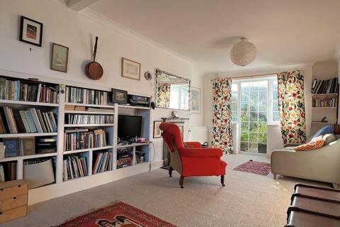 8 Highland Croft, Steyning, BN44 3RF
