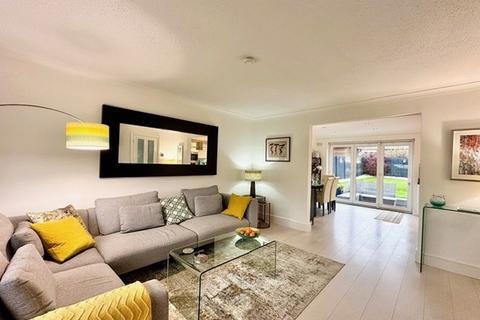 18 Auchengate, Troon, KA10 6UG
