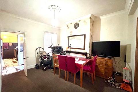 3 bedroom terraced house for sale, Dallow, Luton LU1