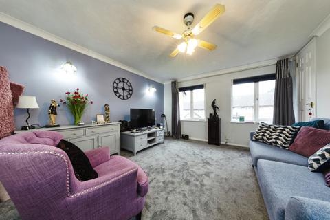 1 bedroom apartment for sale, Beck Court, Beckenham BR3
