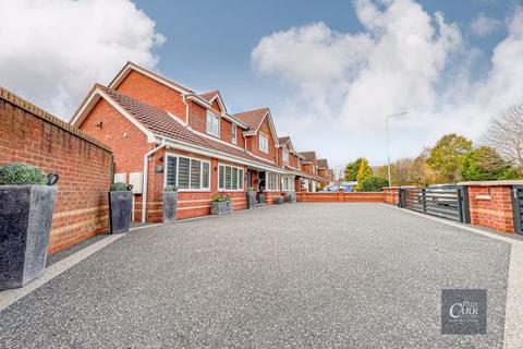 4 bedroom detached house for sale, Somerville Court, Tamworth B79