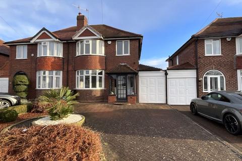 3 bedroom semi-detached house for sale, Carol Crescent, Halesowen B63