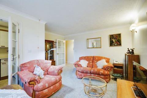 1 bedroom retirement property for sale, Seafield Road, Bournemouth BH6