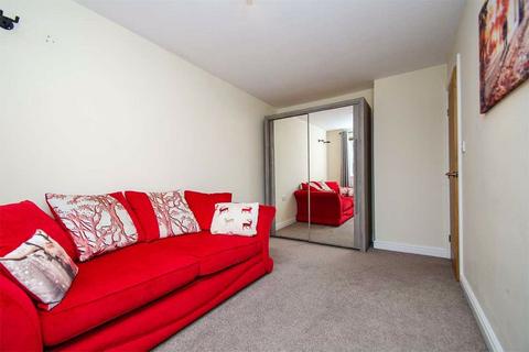 3 Anglesey Hollow, Hednesford, Cannock, WS12 1BX