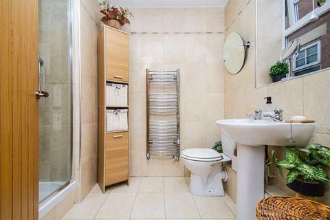 3 Anglesey Hollow, Hednesford, Cannock, WS12 1BX