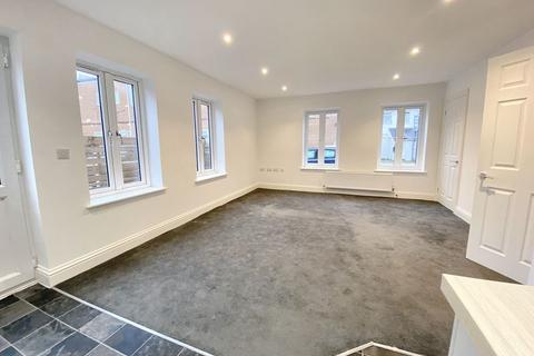 1 bedroom ground floor flat to rent, Worcester Road, Malvern WR14