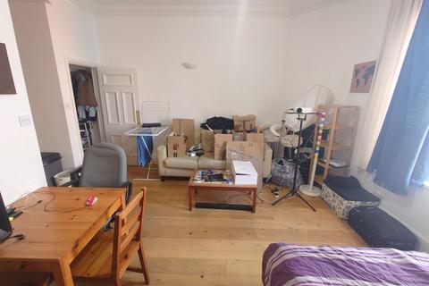 1 bedroom apartment to rent, Brunswick Square, Bristol BS2