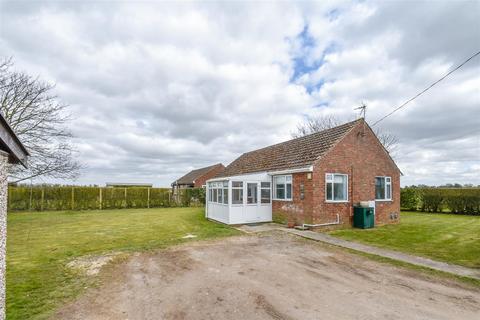 2 bedroom detached bungalow to rent, The Bungalow, Kenny Hill