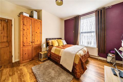 66 Balloch Road, Catford, London, SE6 1SW