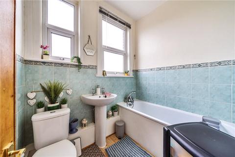 66 Balloch Road, Catford, London, SE6 1SW