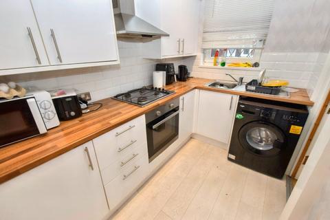 2 bedroom terraced house for sale, Roseneath Street, Leeds, West Yorkshire