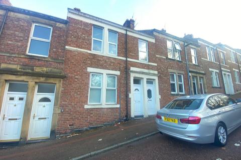 2 bedroom ground floor flat for sale, Gateshead NE8