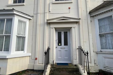 4 bedroom terraced house to rent, 9 George Street, Leamington Spa