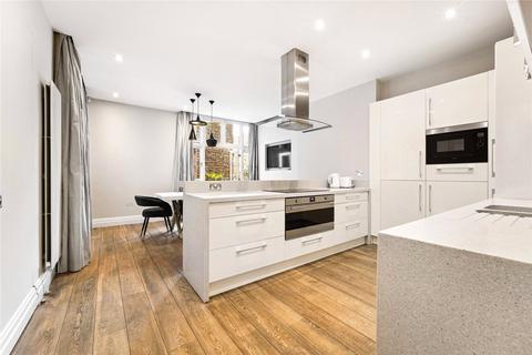 3 bedroom apartment to rent, Dunraven Street, London, W1K