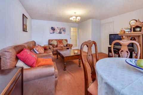 2 bedroom flat for sale, London N14