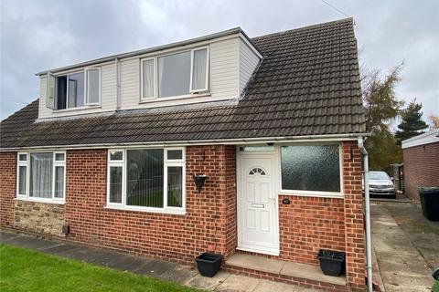 3 bedroom bungalow for sale, Pennine Road, Dewsbury, WF12