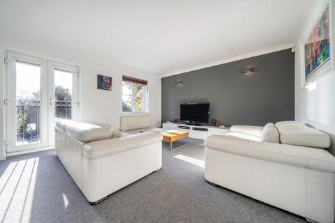26 Cintra Close, Reading, RG2 7AL