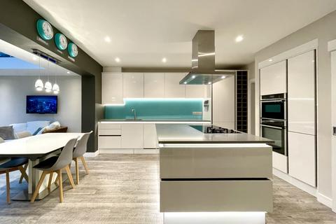 26 Cintra Close, Reading, RG2 7AL