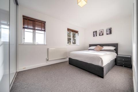 26 Cintra Close, Reading, RG2 7AL
