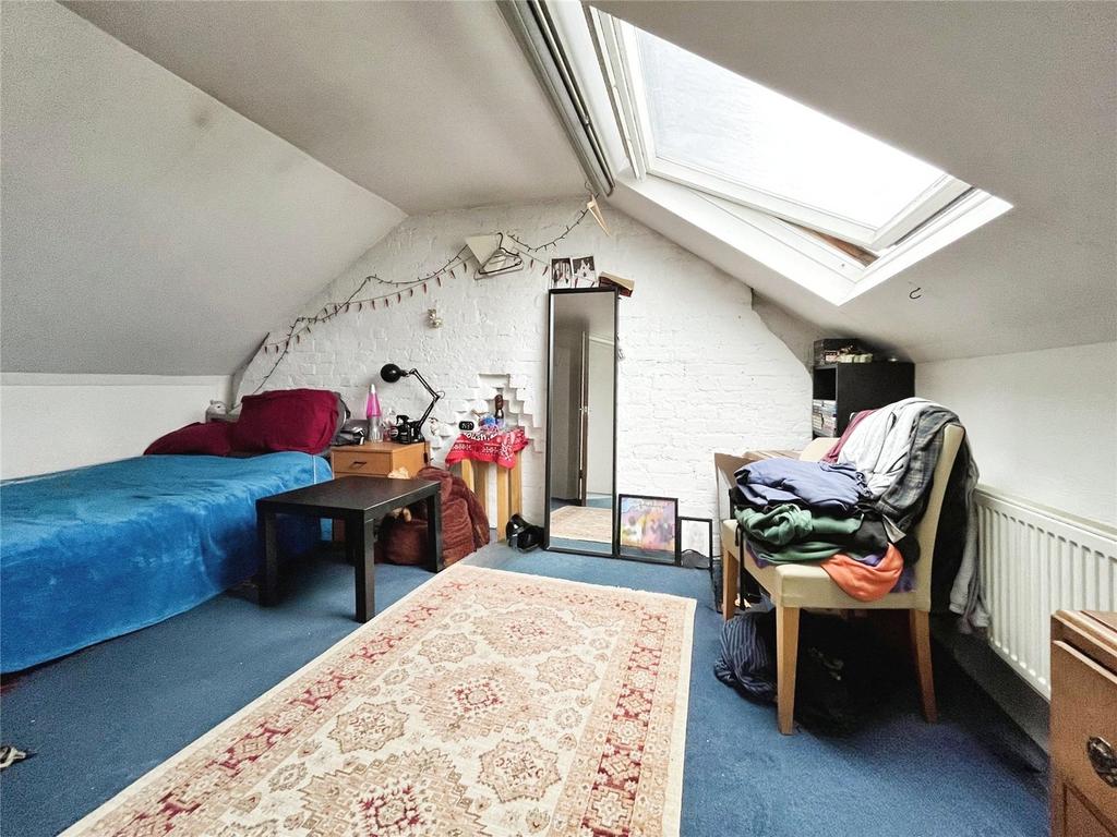 Loft Room/ Bedroom 2