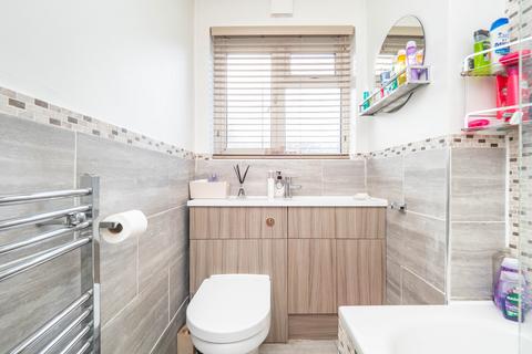 16 The Maisonettes, Sutton, SM1 2LQ
