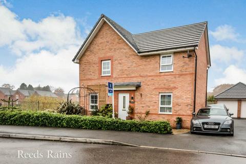 4 bedroom detached house for sale, Juniper Avenue, Congleton CW12