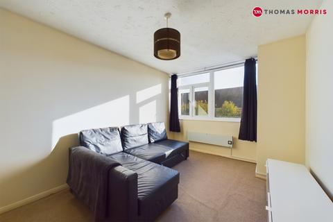 1 bedroom apartment for sale, Grammar School Walk, Cambridgeshire PE29