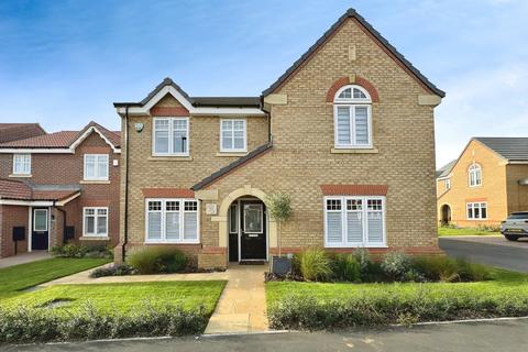 4 bedroom detached house to rent, Cottongrass Gardens, Sheffield S25