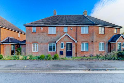 4 bedroom semi-detached house for sale, Plomer Hill, Buckinghamshire HP13