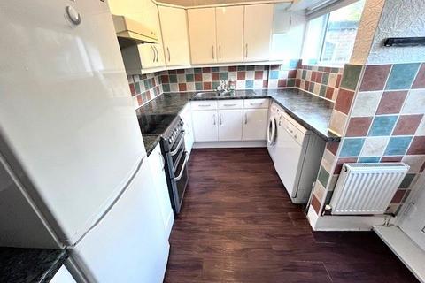 3 bedroom semi-detached house for sale, Finchale Road, Tyne and Wear NE31