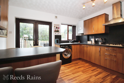 2 bedroom terraced house for sale, Mosslands, Lancashire PR25