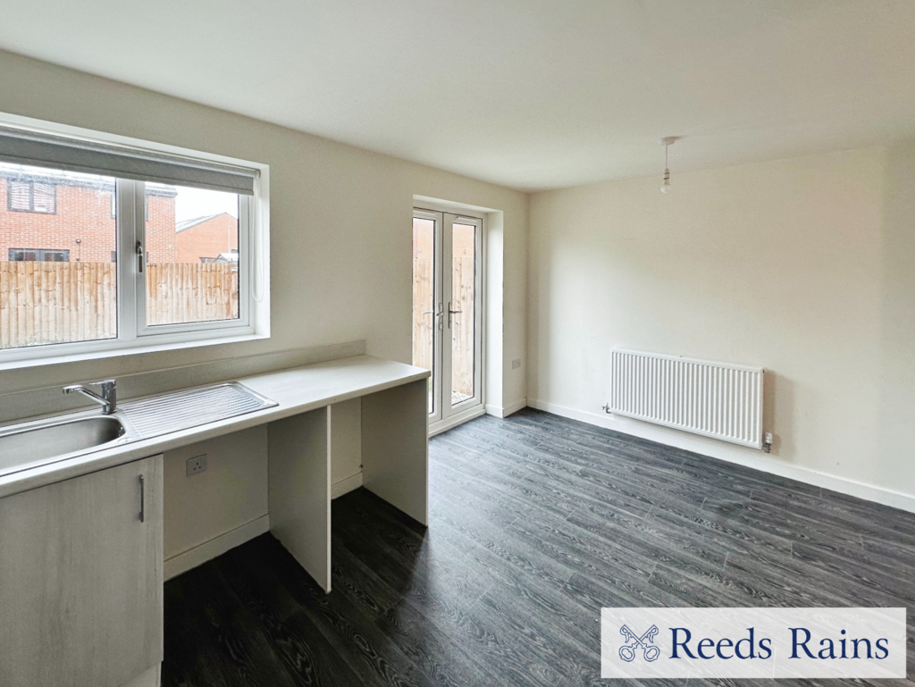 Kitchen/Dining Area