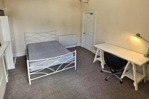 undefined, May Terrace, Devon PL4