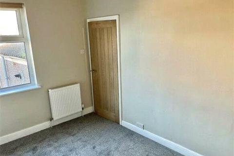 2 bedroom terraced house to rent, Marlborough Avenue, Goole DN14